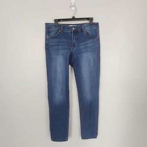 KanCan Mid Rise Skinny Jeans Size 15/31 Medium Wash